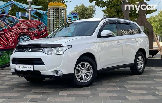 фото Mitsubishi Outlander Новая за 6190000 тенге