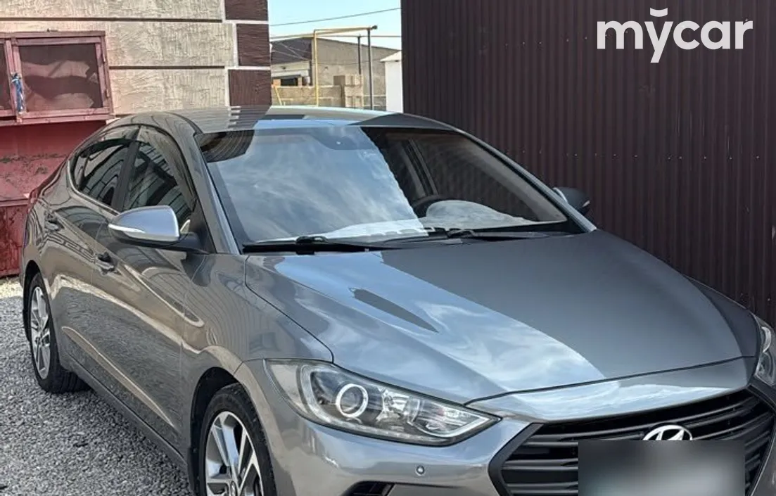 Hyundai Elantra 2017