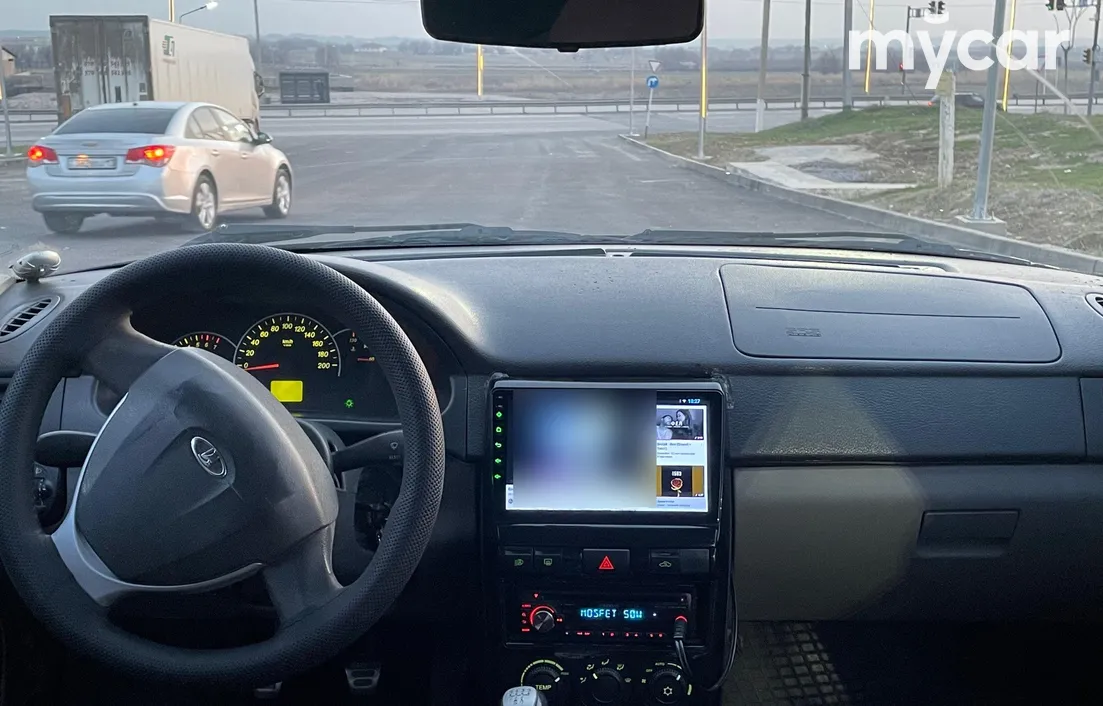 LADA Priora 2012
