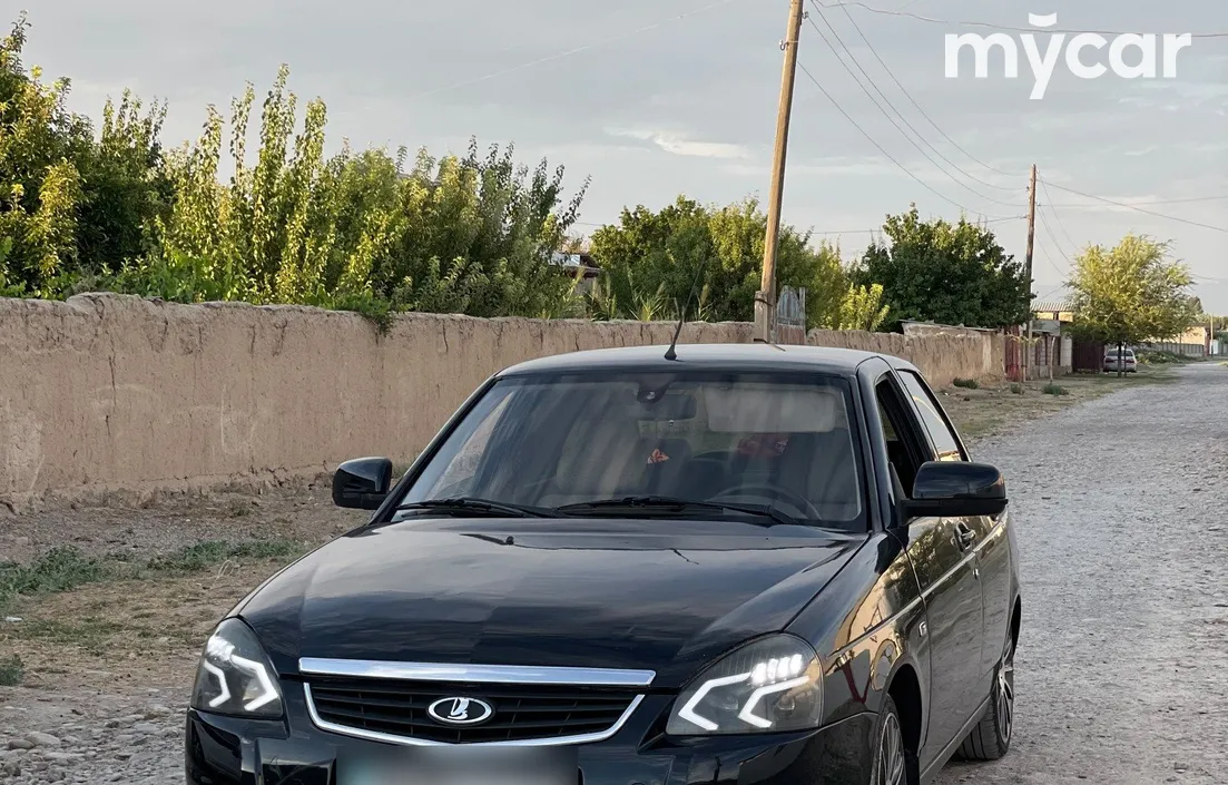 LADA Priora 2012