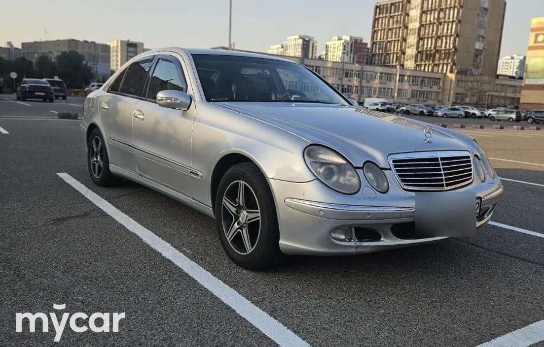Mercedes-Benz E-Класс 2004