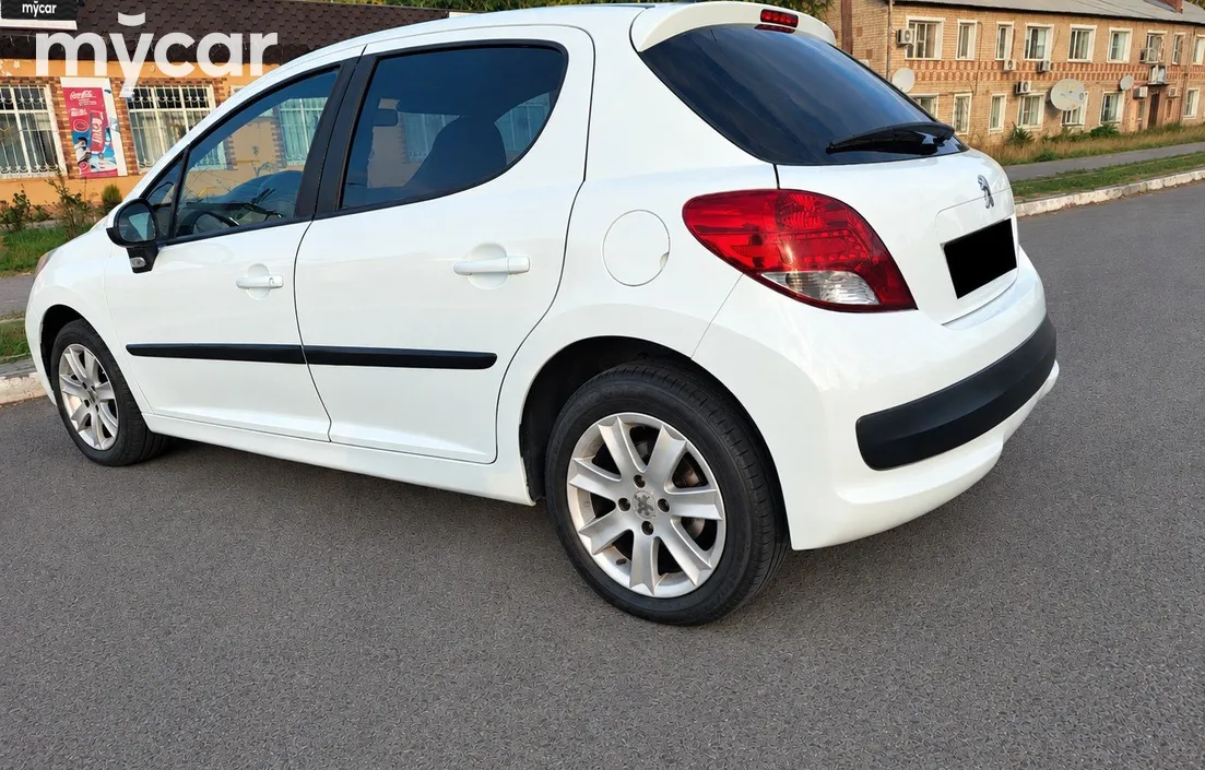Peugeot 207 2010