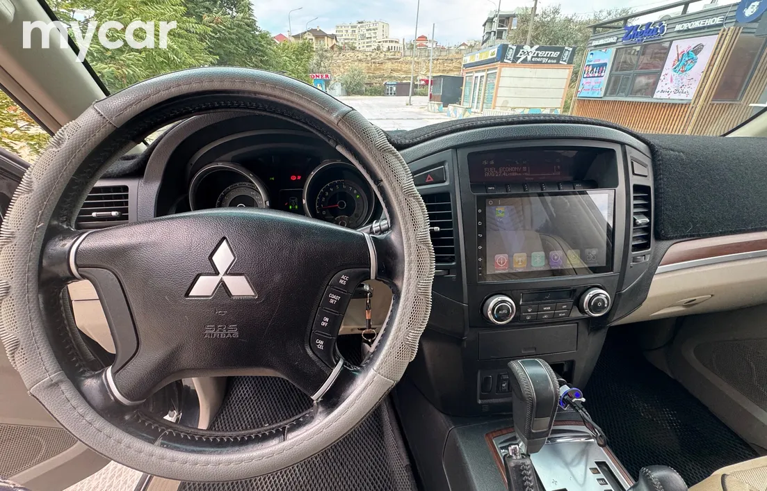 Mitsubishi Pajero 2007