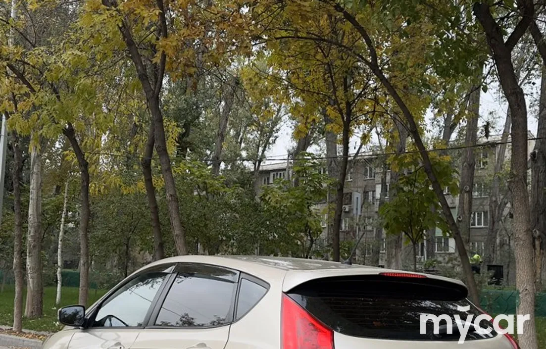 Hyundai Accent 2012