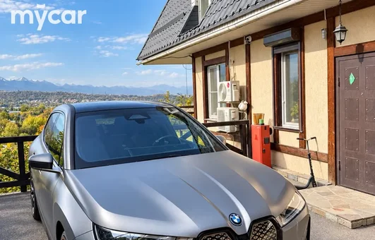 фото BMW iX Новая за 35000000 тенге