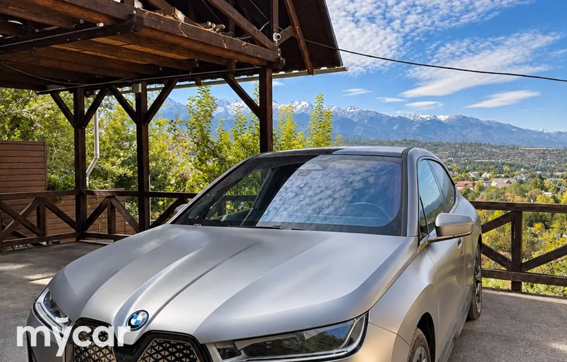 BMW iX 2023