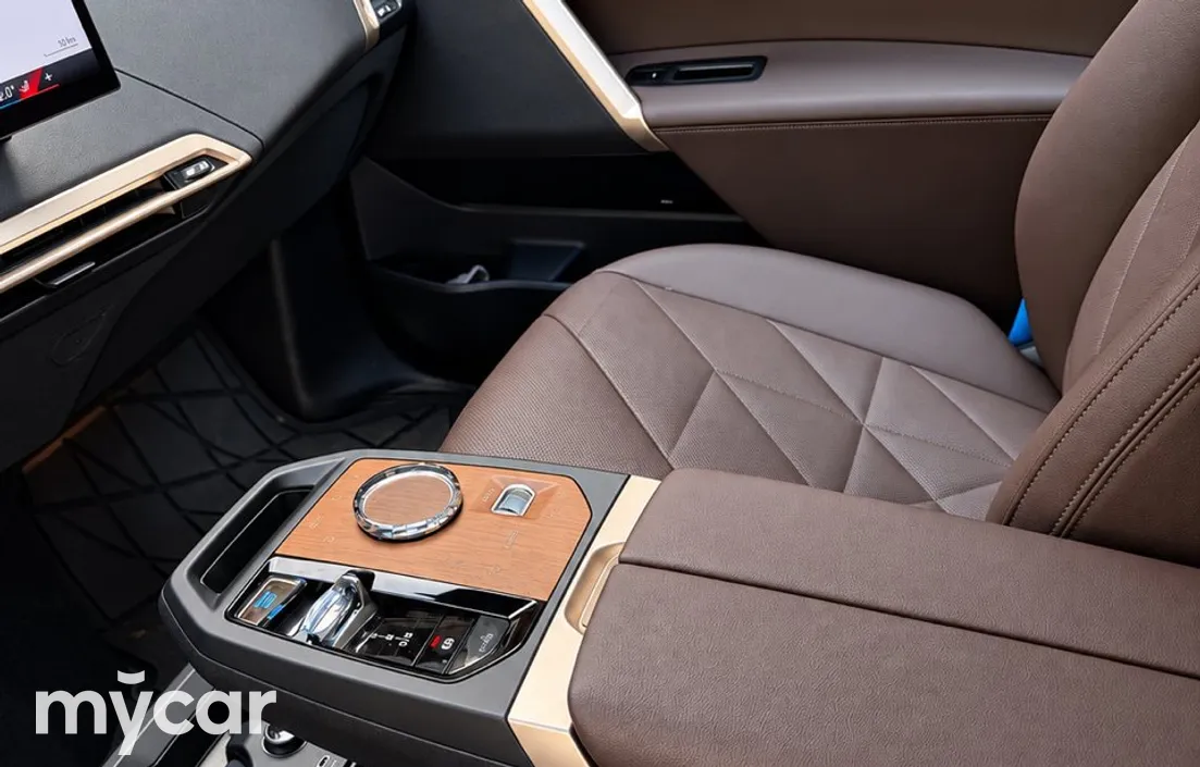 BMW iX 2023