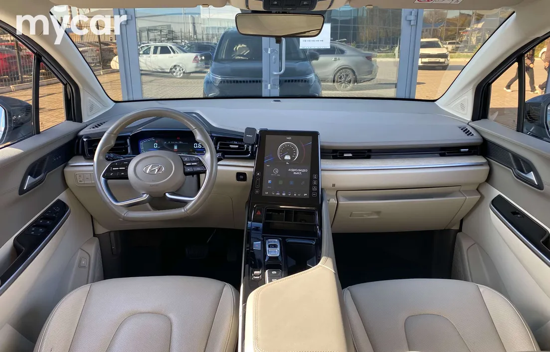 Hyundai Custin 2024