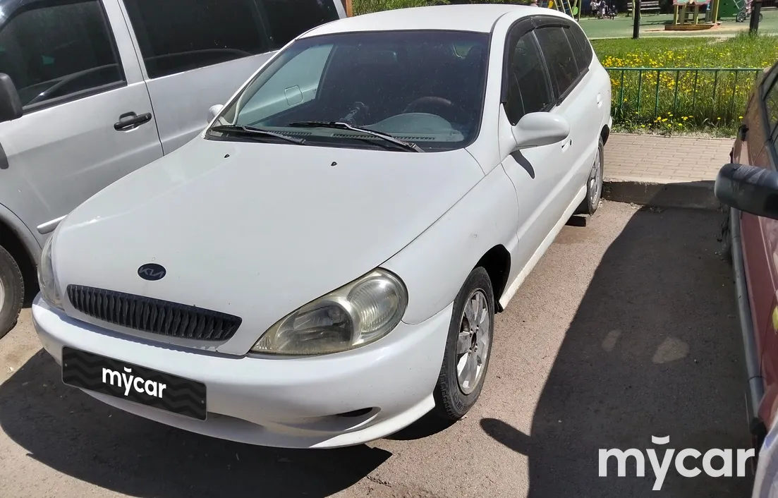 Kia Rio 2000
