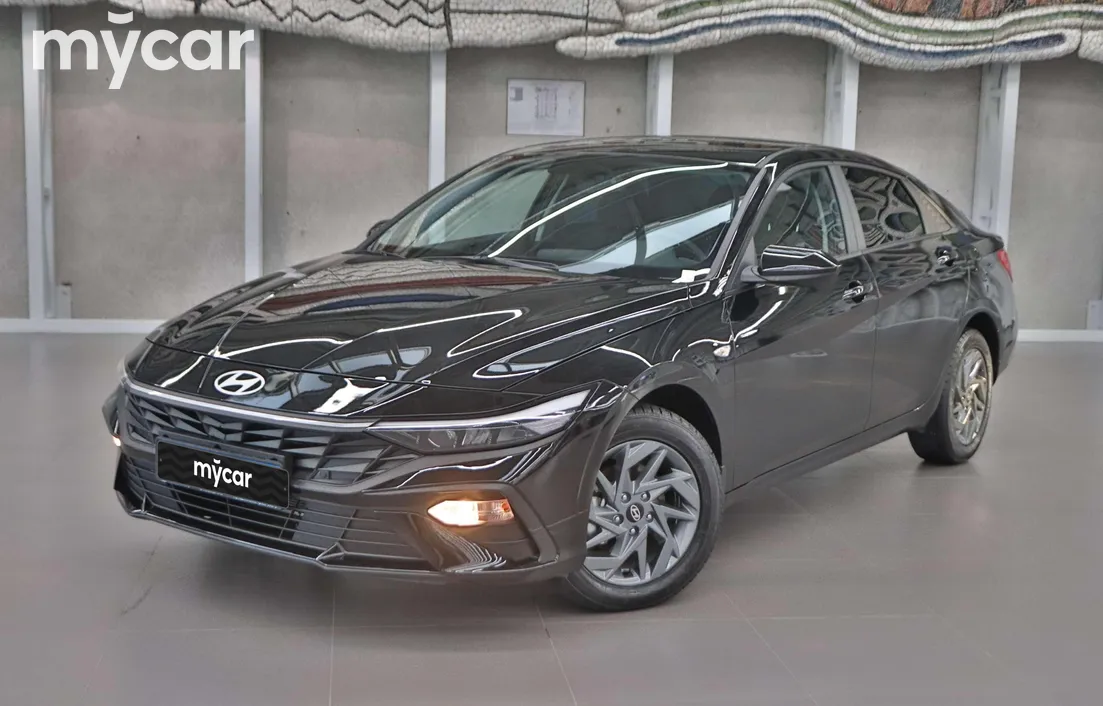 Hyundai Elantra 2024
