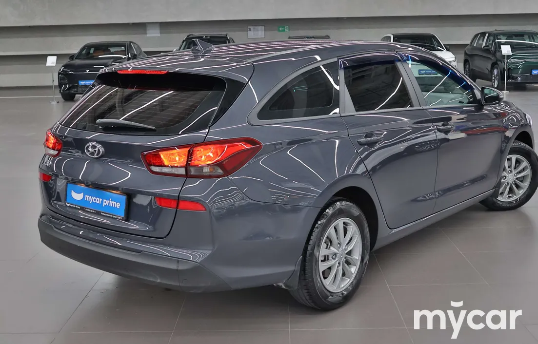 Hyundai i30 2022