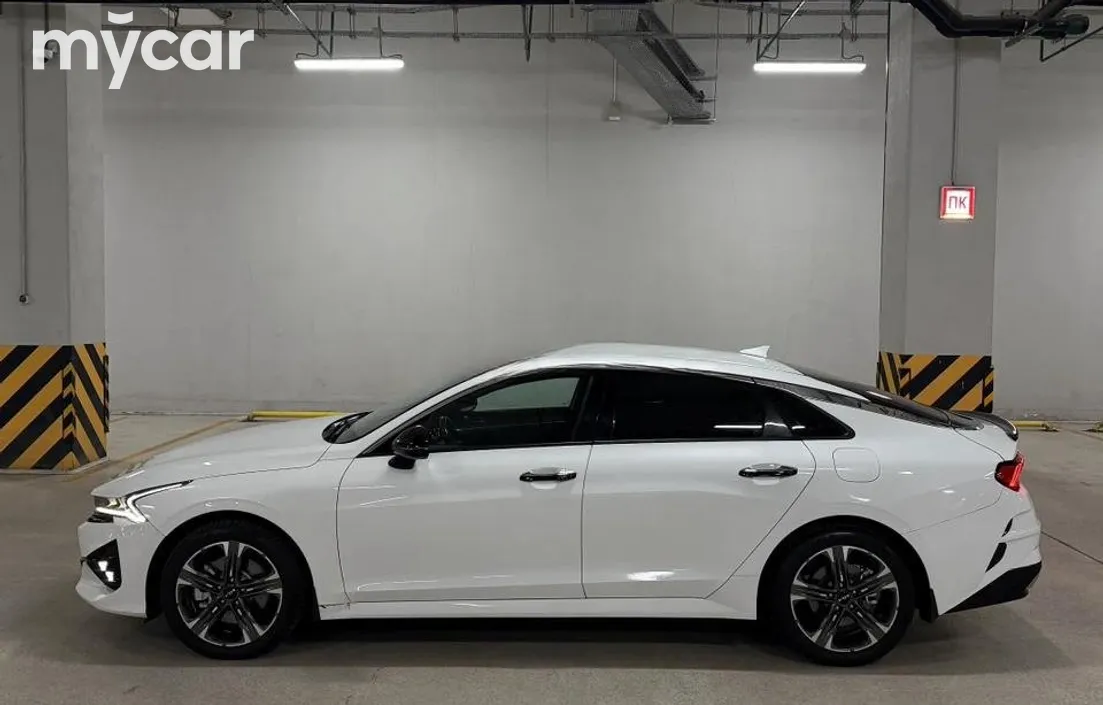 Kia K5 2023