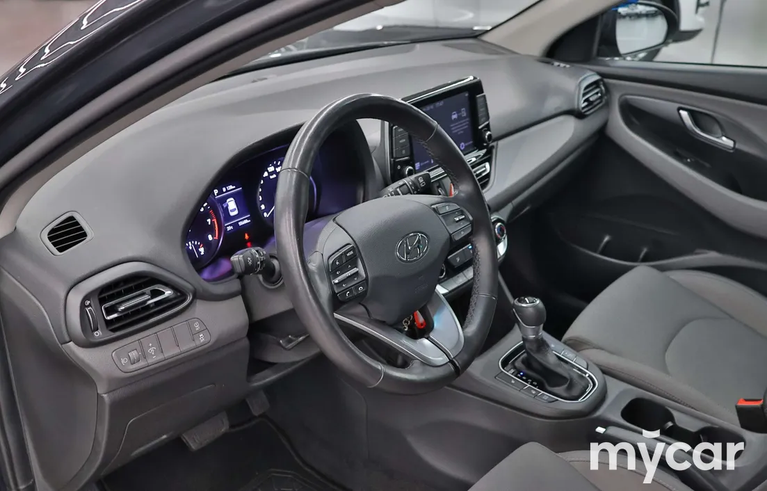 Hyundai i30 2022
