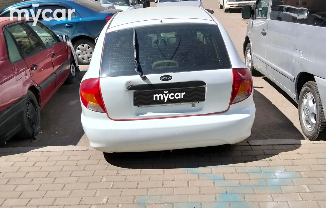 Kia Rio 2000