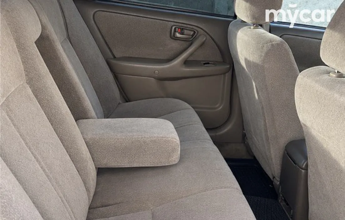 Toyota Camry 2000