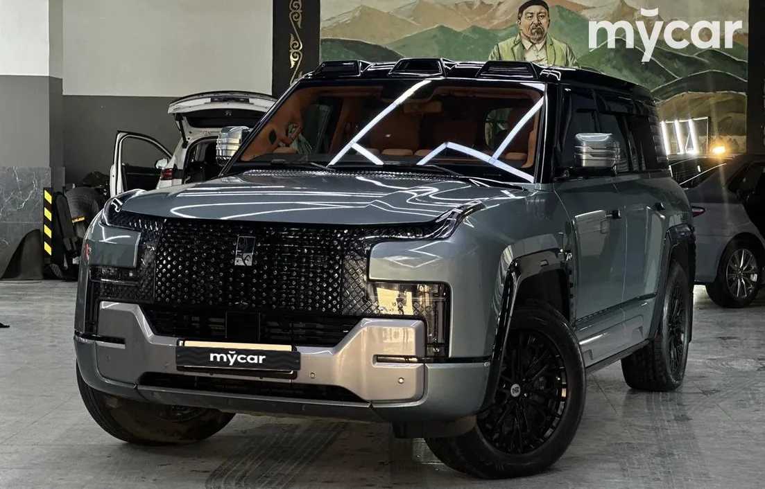BYD Yangwang U8 2023