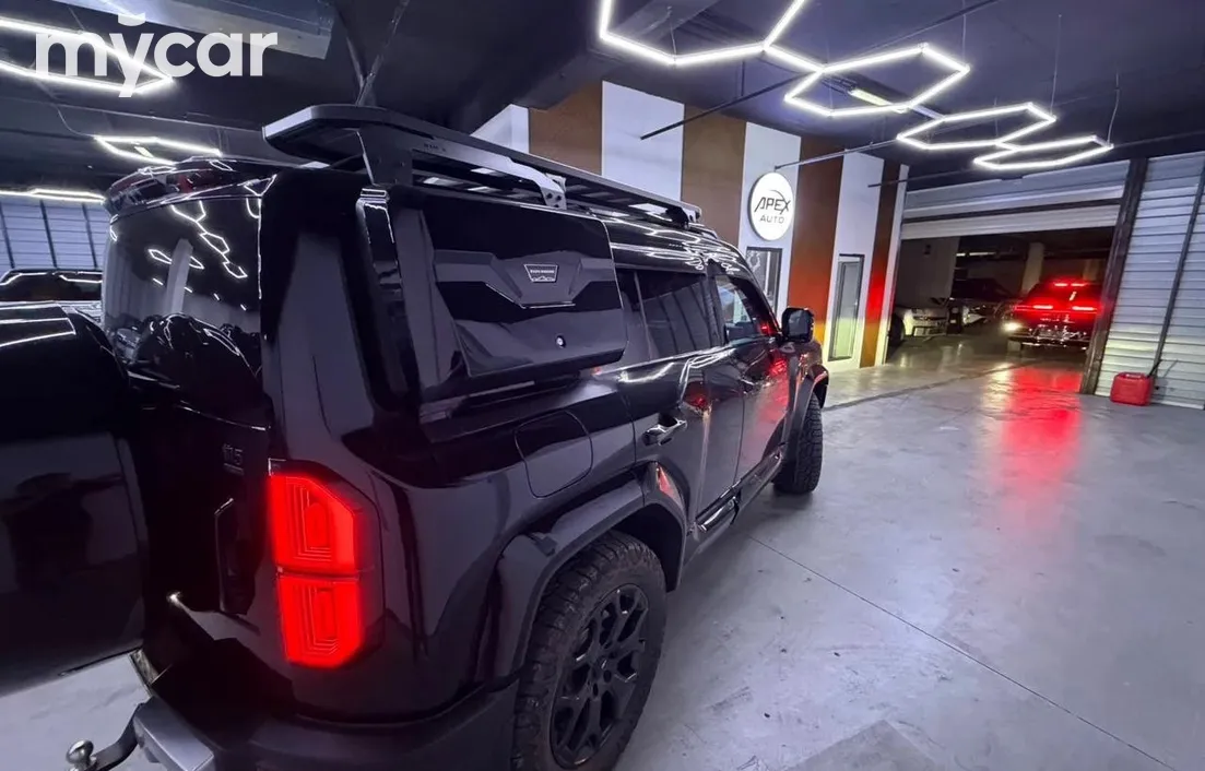 BYD FangChengBao Leopard 5 2024