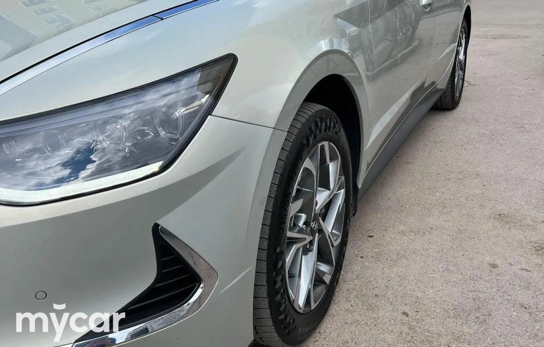 Hyundai Sonata 2022