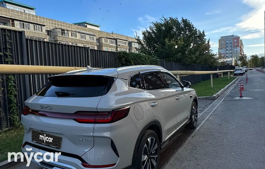 BYD Song Plus EV 2025