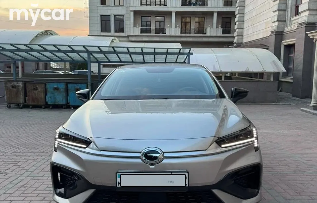 GAC Aion S 2024