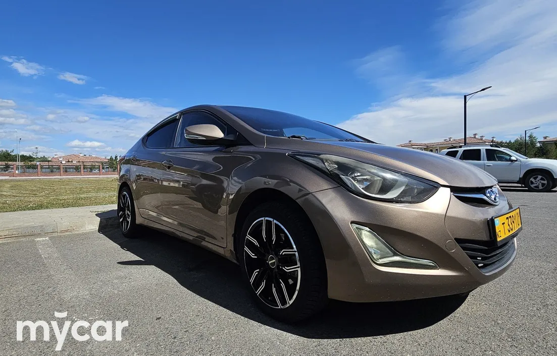 Hyundai Elantra 2014