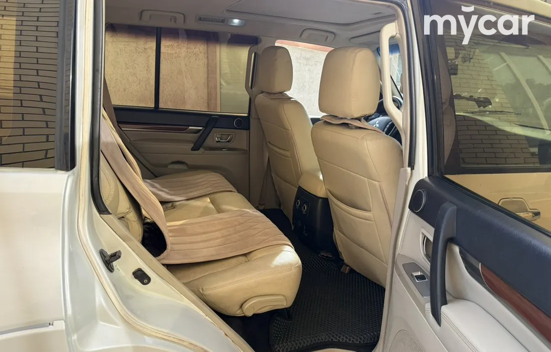 Mitsubishi Pajero 2007