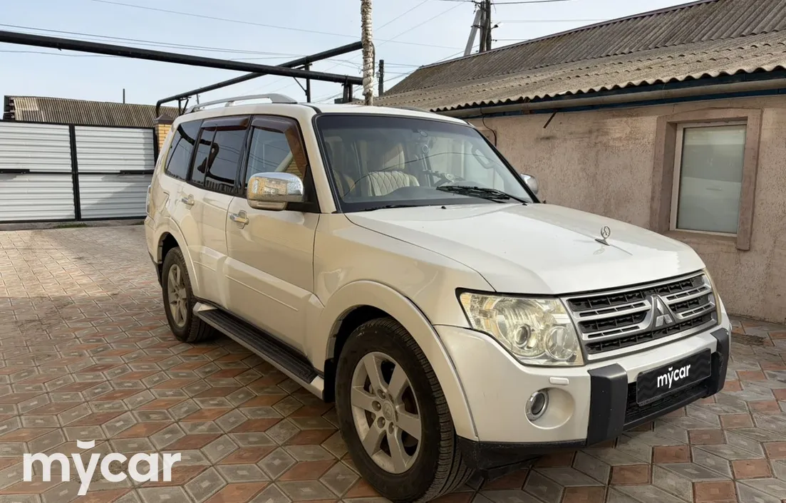 Mitsubishi Pajero 2007