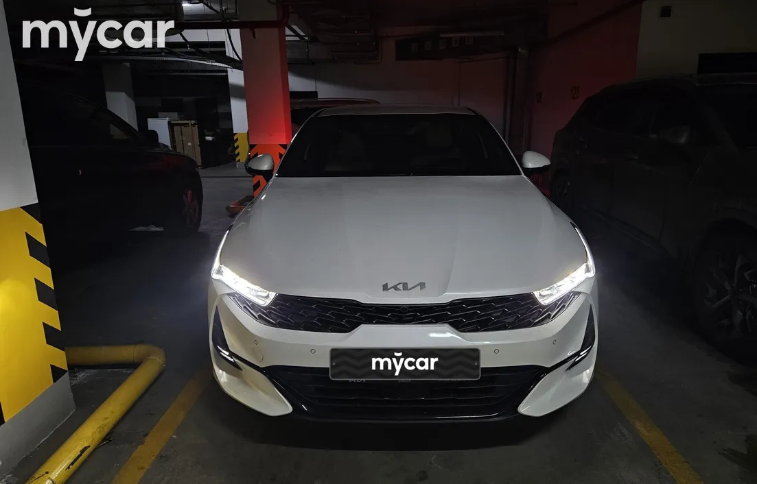 Kia K5 2023