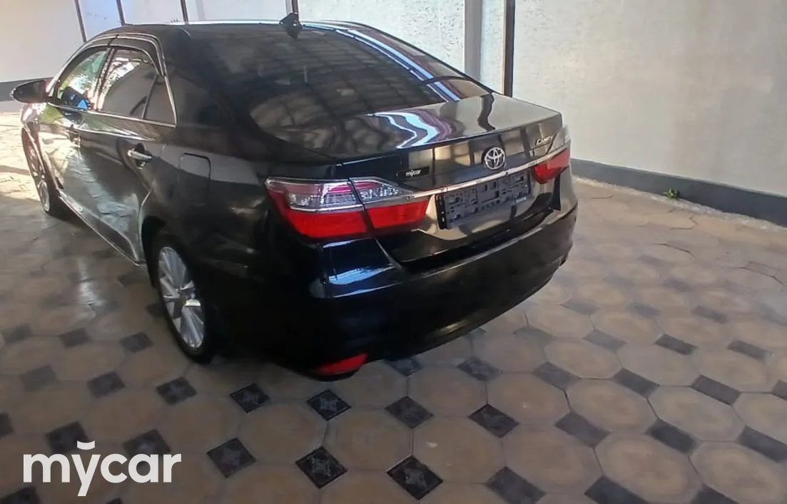 Toyota Camry 2014