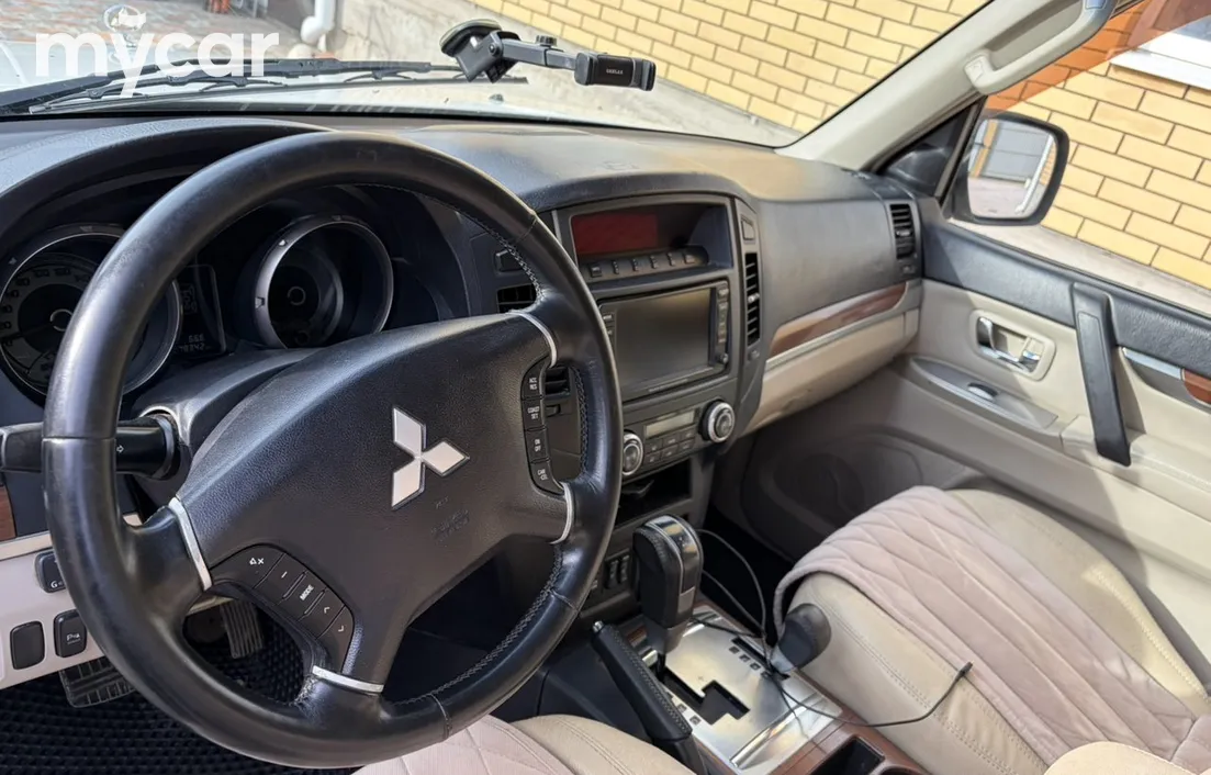 Mitsubishi Pajero 2007