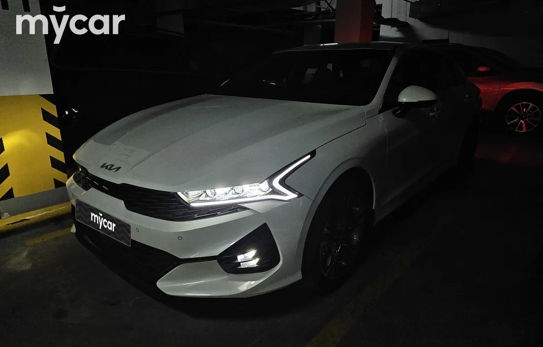 Kia K5 2023
