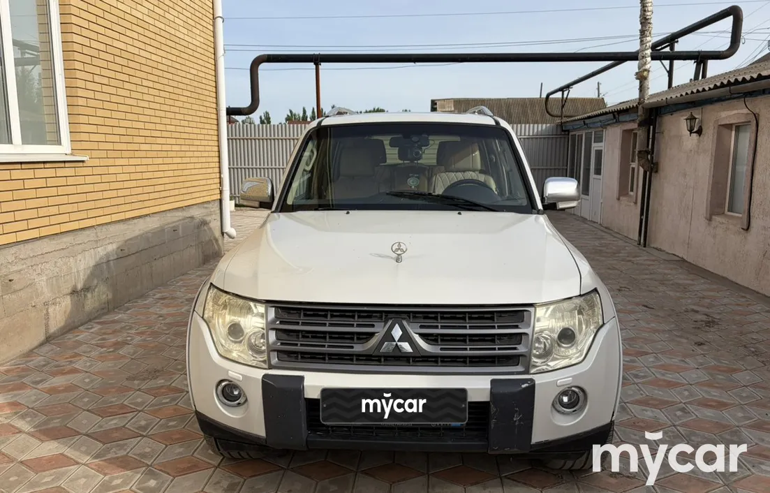 Mitsubishi Pajero 2007