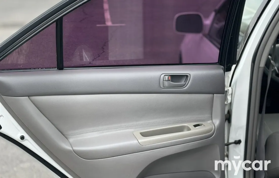 Toyota Camry 2004