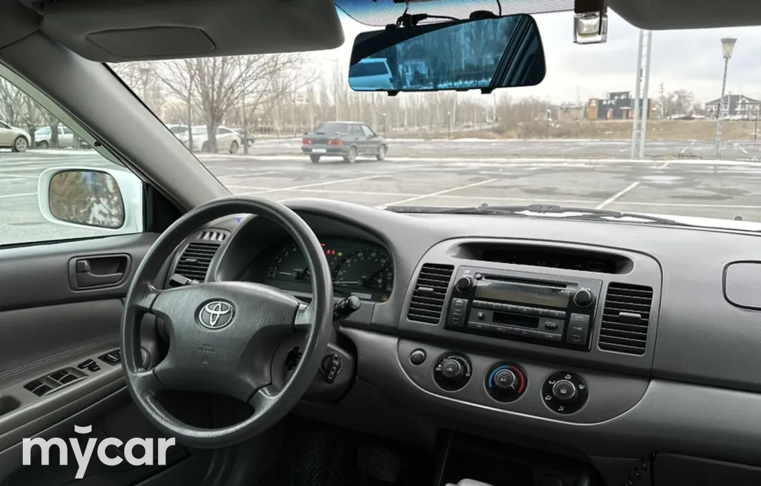 Toyota Camry 2004