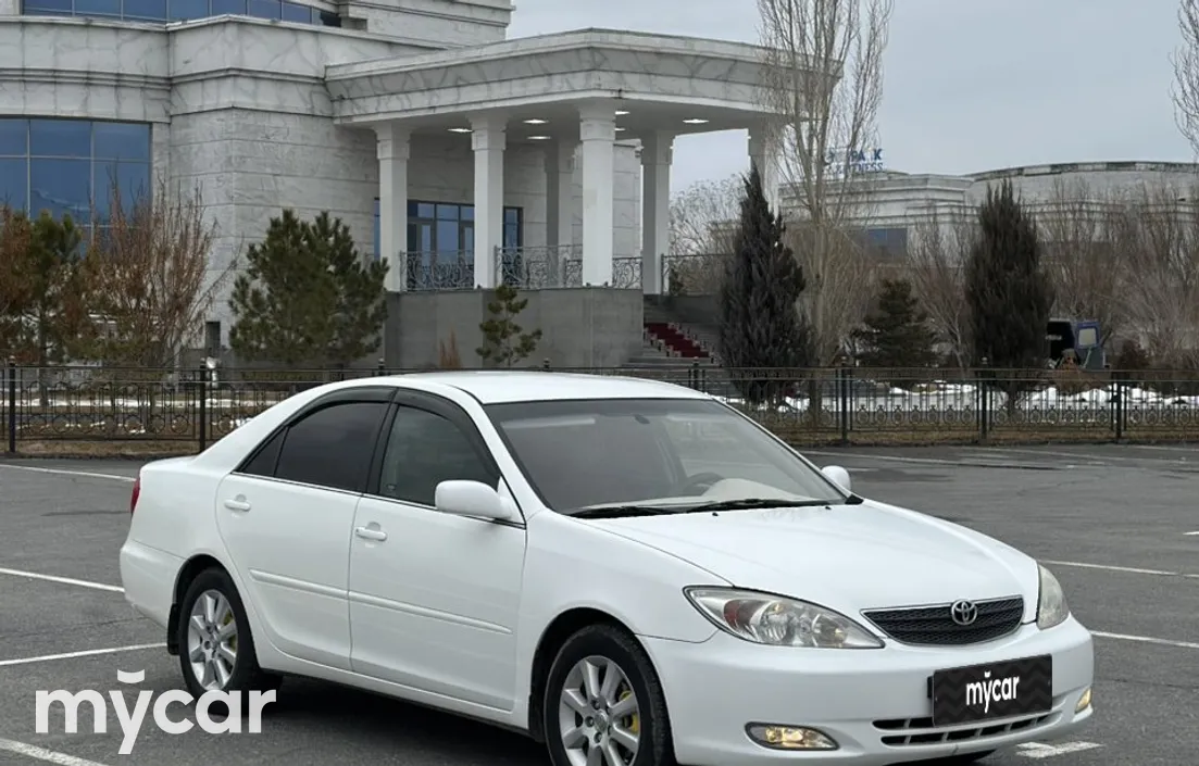 Toyota Camry 2004