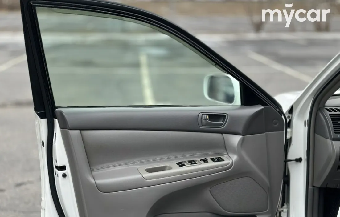 Toyota Camry 2004