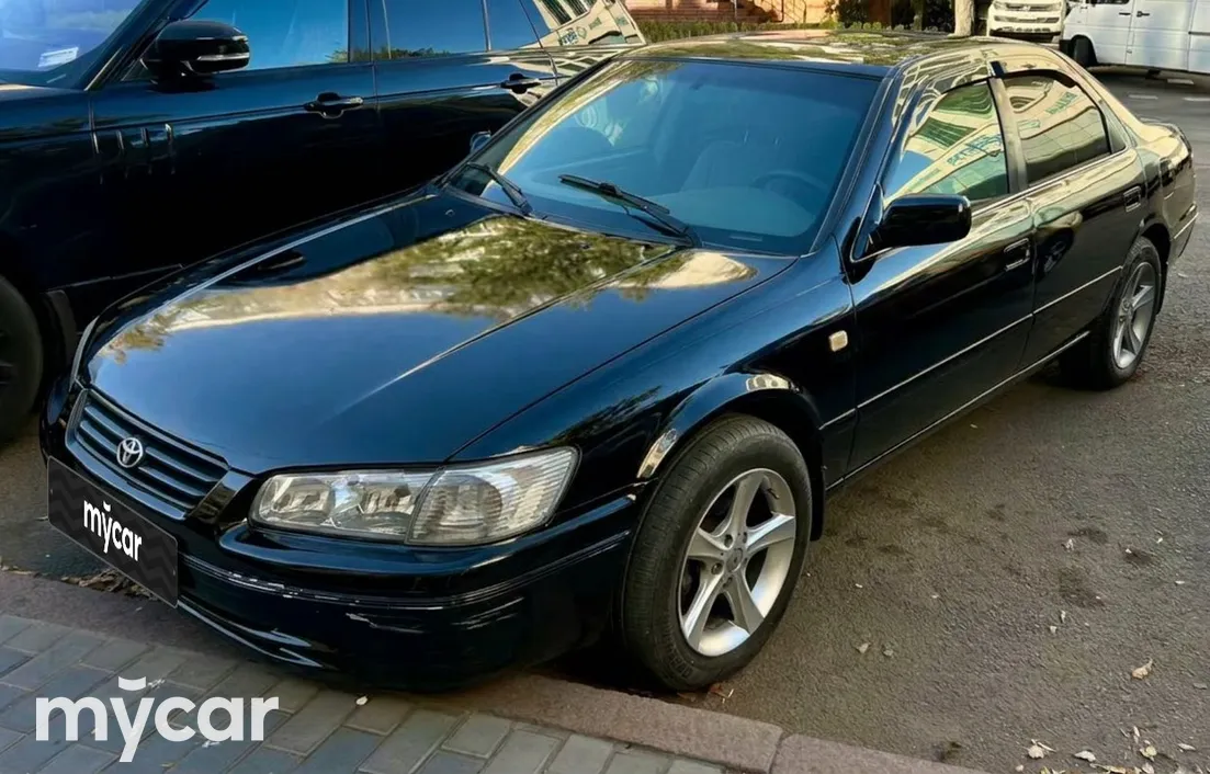 Toyota Camry 2000