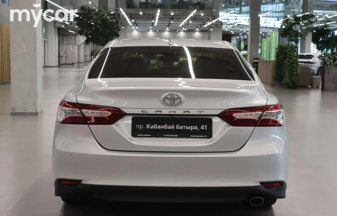 Toyota Camry 2020