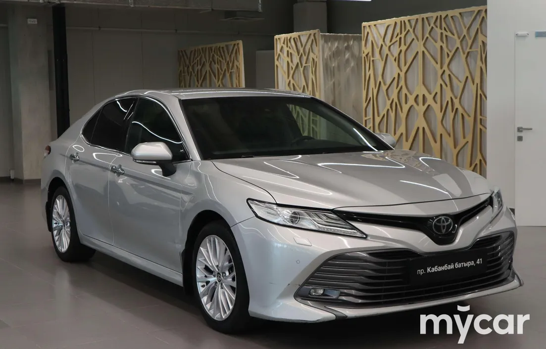 Toyota Camry 2020