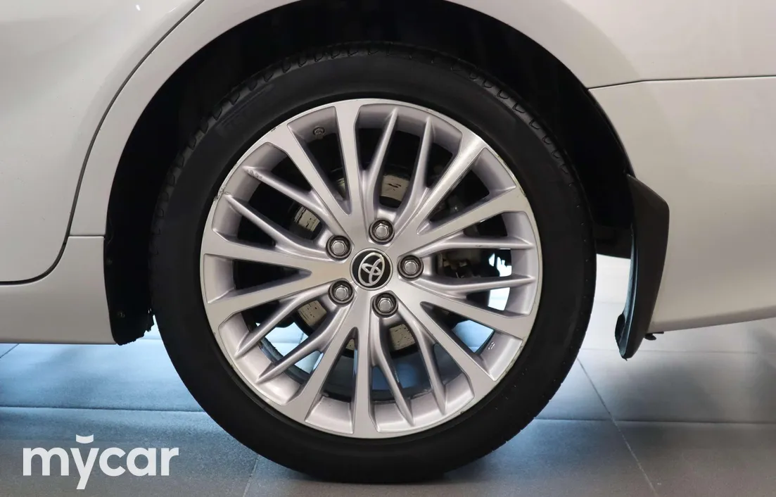 Toyota Camry 2020