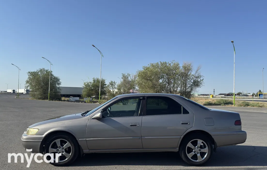 Toyota Camry 1998