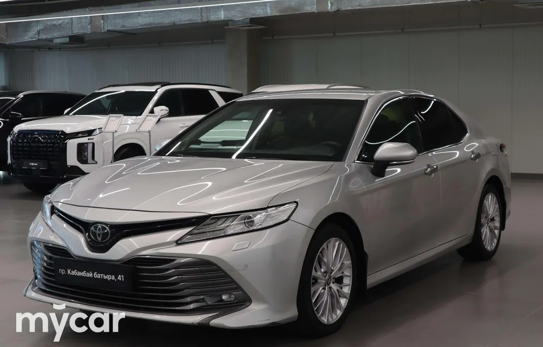 Toyota Camry 2020