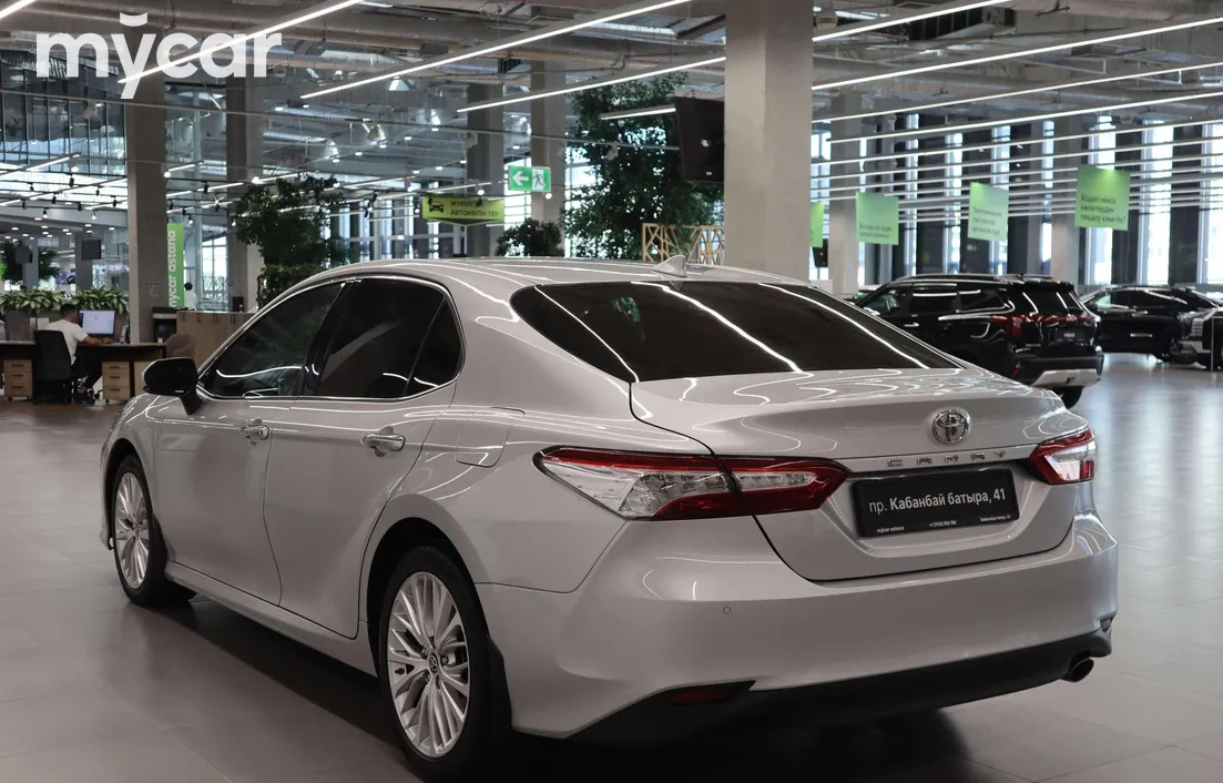 Toyota Camry 2020