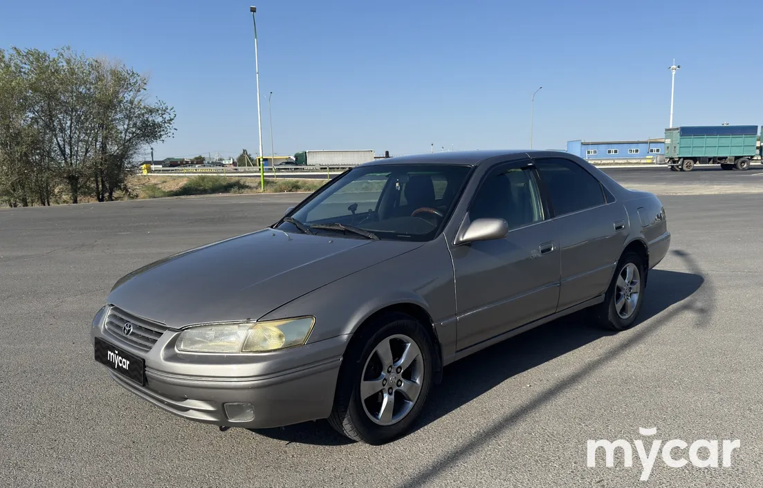 Toyota Camry 1998