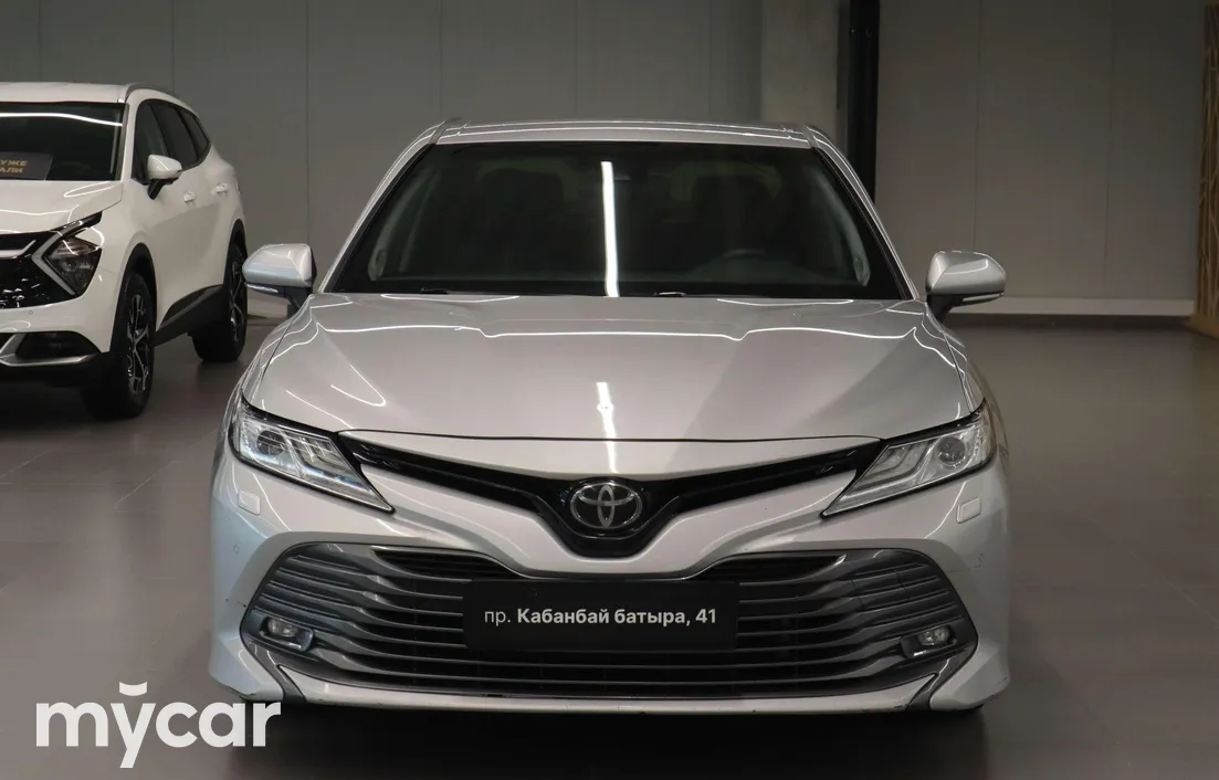 Toyota Camry 2020