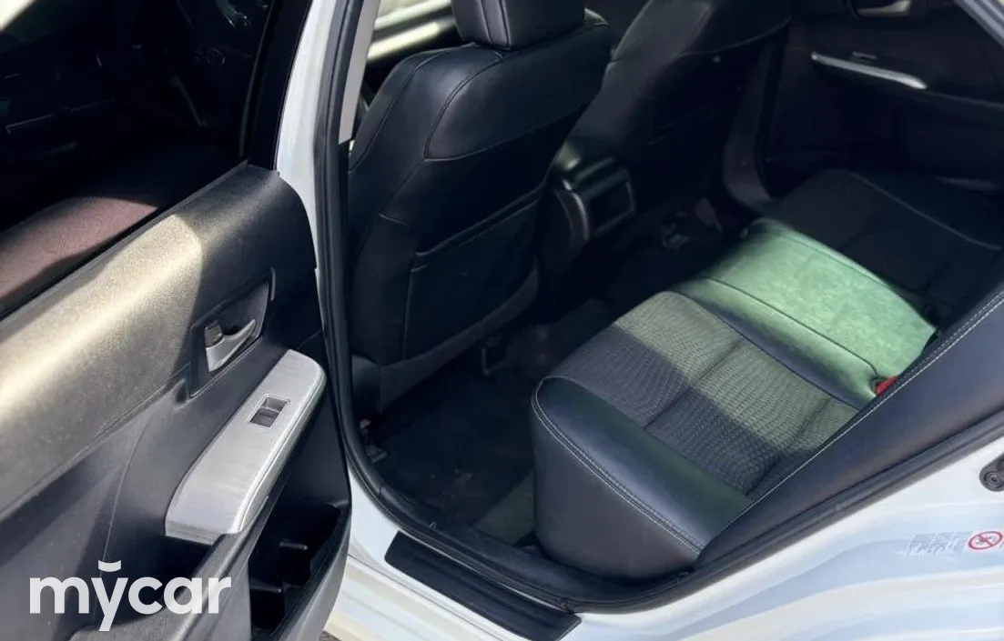 Toyota Camry 2013
