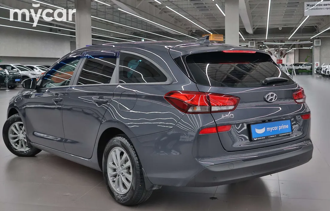 Hyundai i30 2022