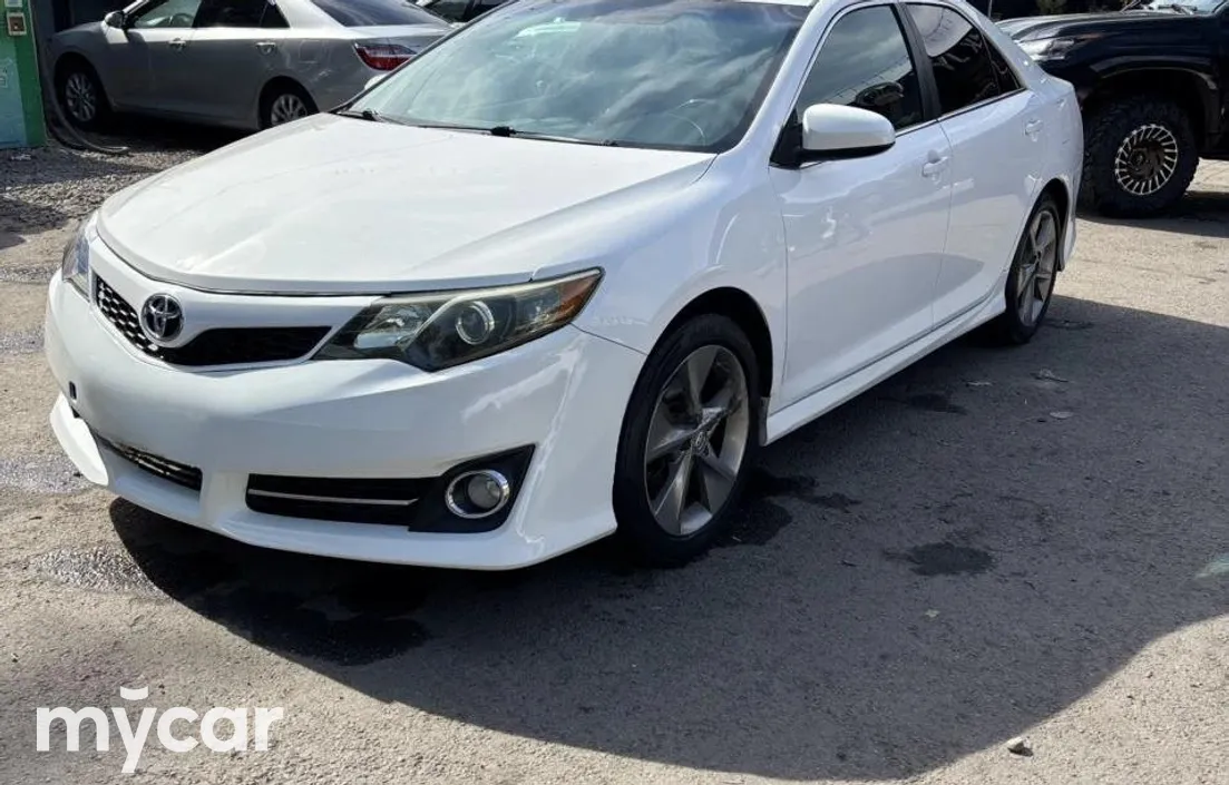 Toyota Camry 2013