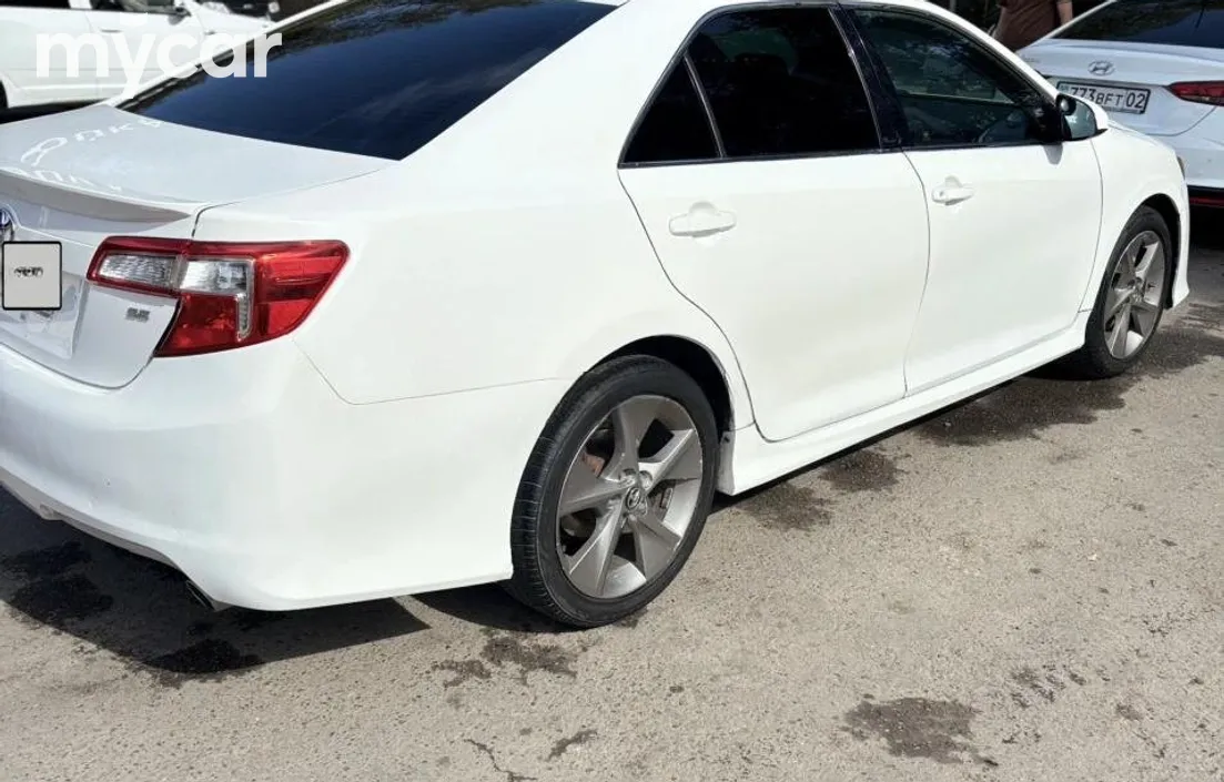 Toyota Camry 2013