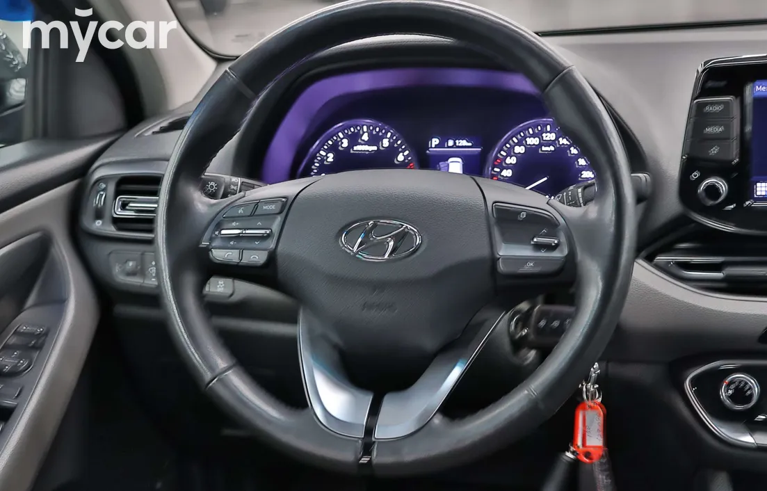 Hyundai i30 2022